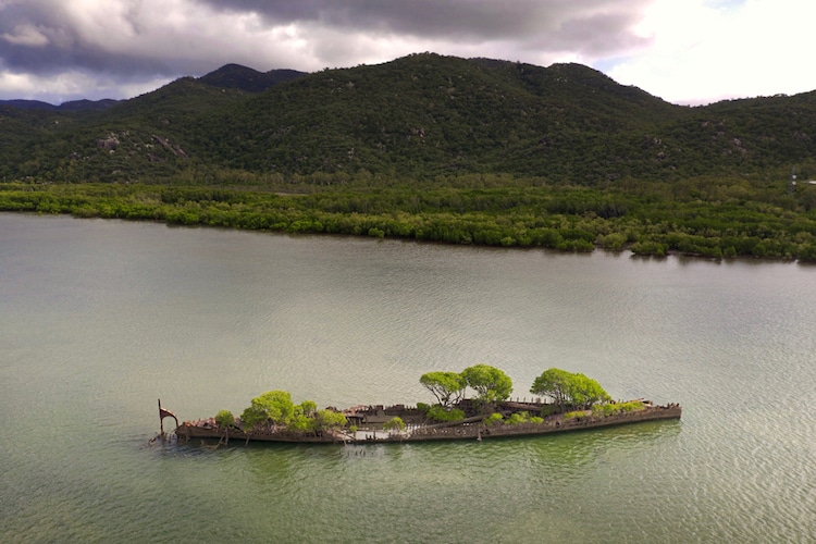 revistacarpediem.com - Natureza toma conta de navio que naufragou há mais de 100 anos