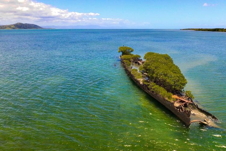 revistacarpediem.com - Natureza toma conta de navio que naufragou há mais de 100 anos