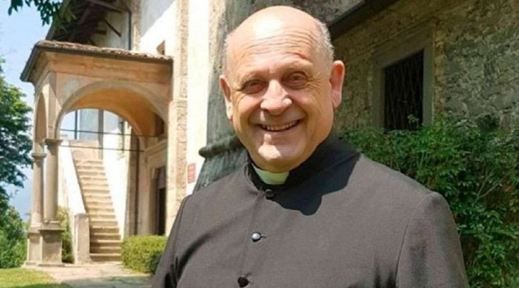 Padre italiano morre após ceder seu aparelho respiratório à um paciente mais novo