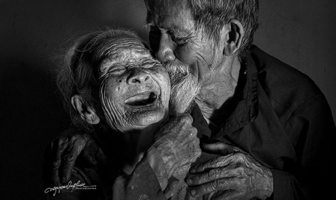 Ensaio fotográfico eterniza momentos incrivelmente fofos de casal: juntos há 90 anos