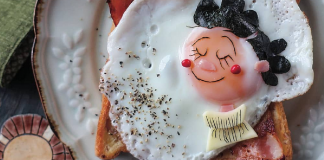 Essa mãe japonesa faz belas obras de arte com ovos fritos