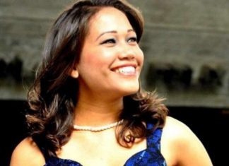 Imigrante venezuelana que cantava debaixo de ponte na Espanha vira estrela de programa de TV