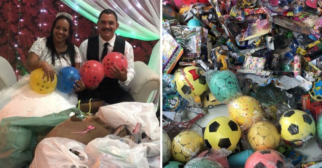 Casal pernambucano renova votos e arrecada 600 brinquedos para doar a crianças carentes