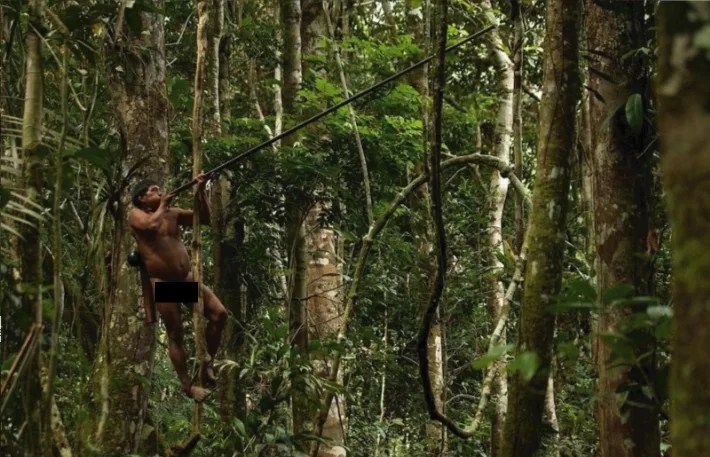 revistacarpediem.com - Fotógrafo fica em aldeia na Amazônia por 12 dias e o resultado das fotos é fascinante