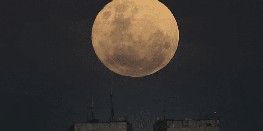 capa_lua_1200x600 Maio termina com Lua Azul e microlua: entenda como observar o fenômeno